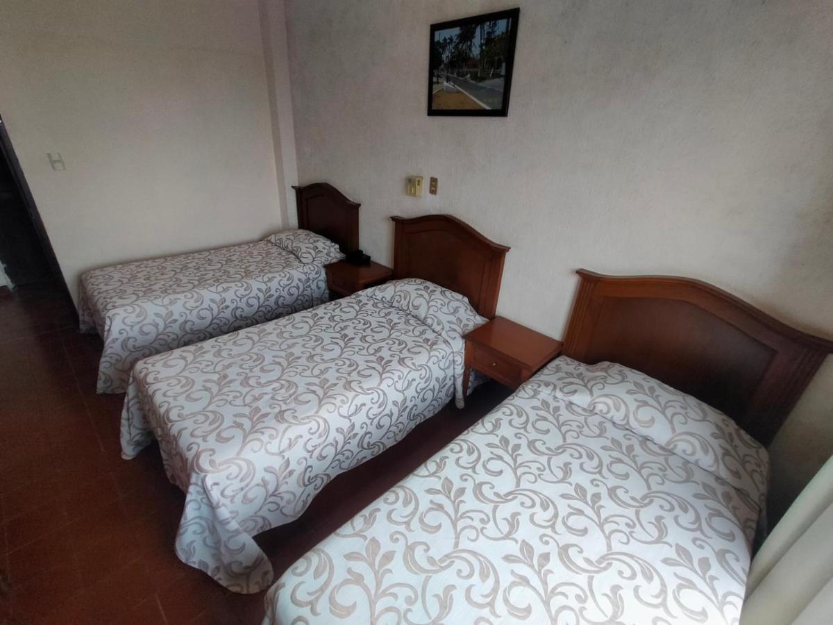 Hotel Posada Dona Lala Tlacotalpan Buitenkant foto
