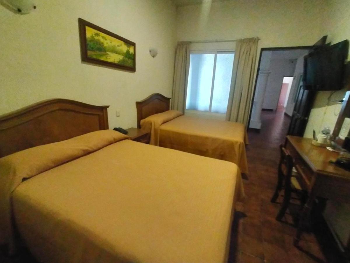 Hotel Posada Dona Lala Tlacotalpan Buitenkant foto