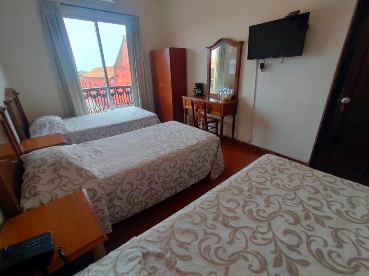 Hotel Posada Dona Lala Tlacotalpan Buitenkant foto